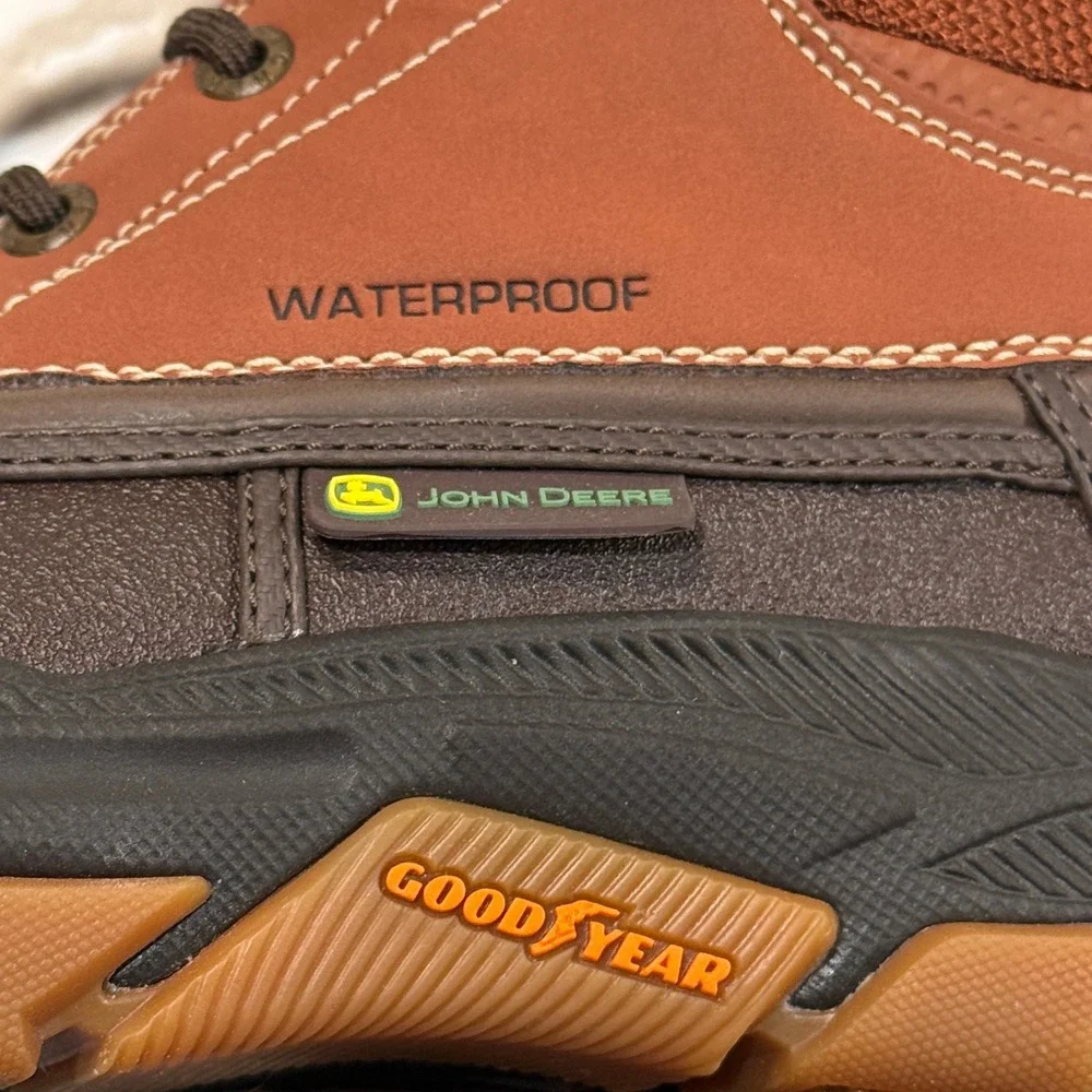 Skechers new without
